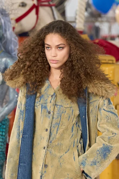 Look 71